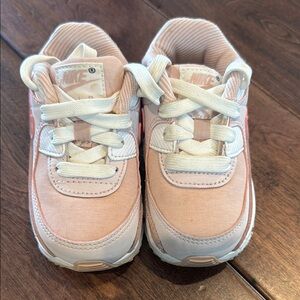 Nike Kids Pink Airmax Sneakers GUC 6c